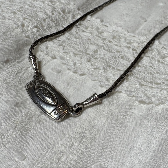 Brighton necklace silver tone finish heart clasp - Picture 1 of 6